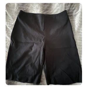 Talbots Flat Front Stretch Chino Bermuda Shorts Size 4 Black